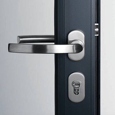 Wyposażenie drzwi — klamka